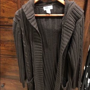 Chocolate brown hooded sweater.
